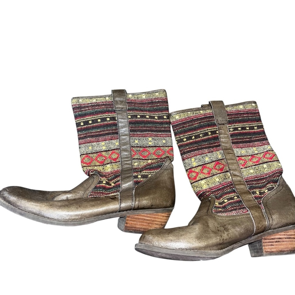 Steve Madden brown red cowboy cowgirl fabric leather boots size 7 western boho